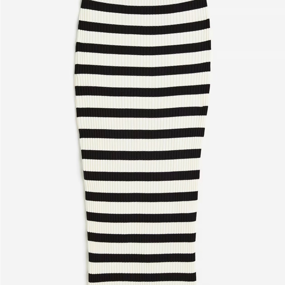 H&M Black and White Striped Pencil Skirt- Ribbed